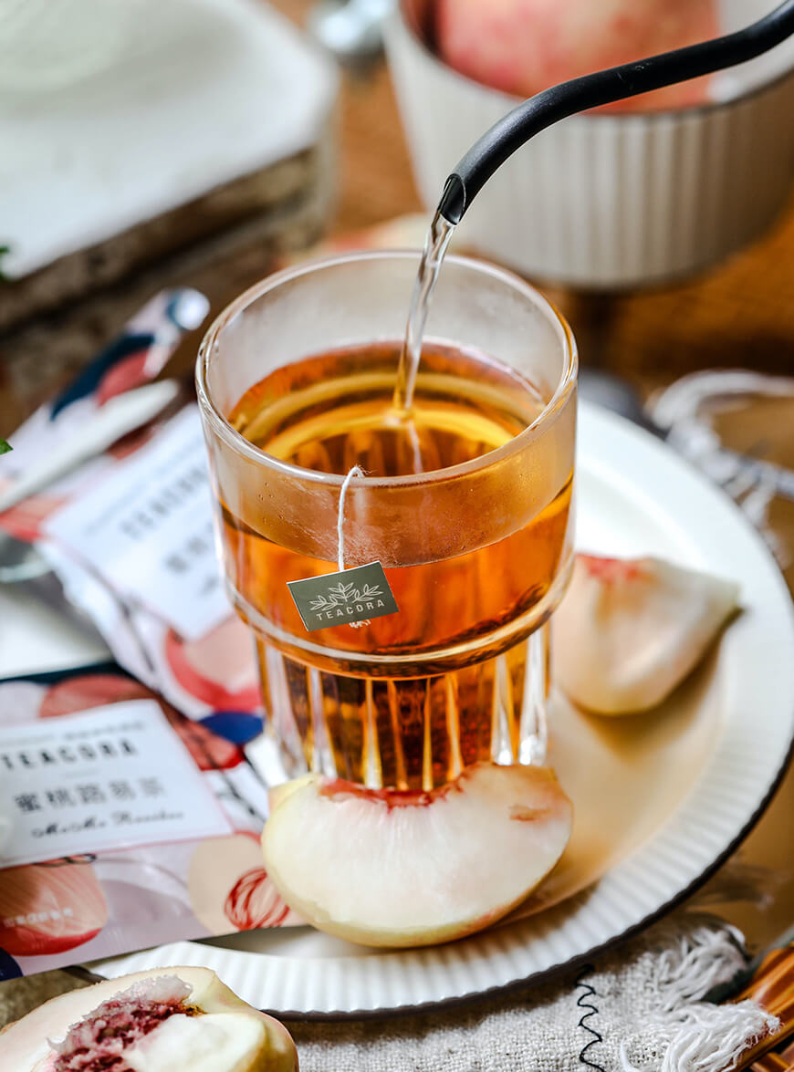 How Much Caffeine Is in Tea?